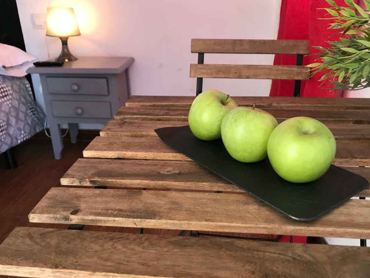 كونيل ذي لا فرونتيرا Alojamiento Rural La Mejora المظهر الخارجي الصورة